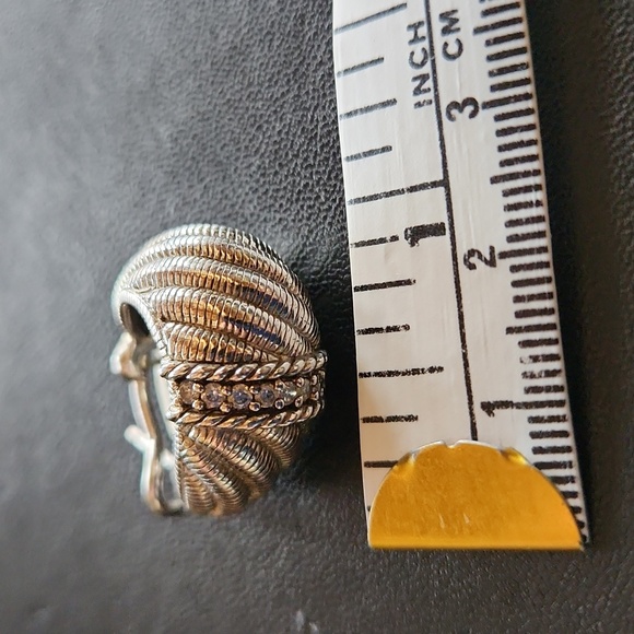 Judith Ripka Diamonique Earrings - Picture 7 of 7